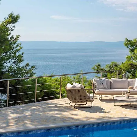 Sumartin Selca, Stunning, Luxurious Frontline 7 Bedrooms Amazing Sea-views Villa *