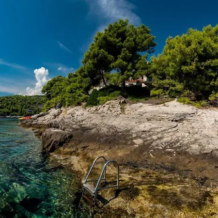 Sumartin Selca, Stunning, Luxurious Frontline 7 Bedrooms Amazing Sea-views Villa *
