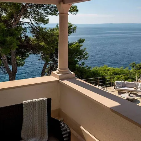 Вилла Sumartin Selca, Stunning, Luxurious Frontline 7 Bedrooms, Amazing Sv Selca (Brac)