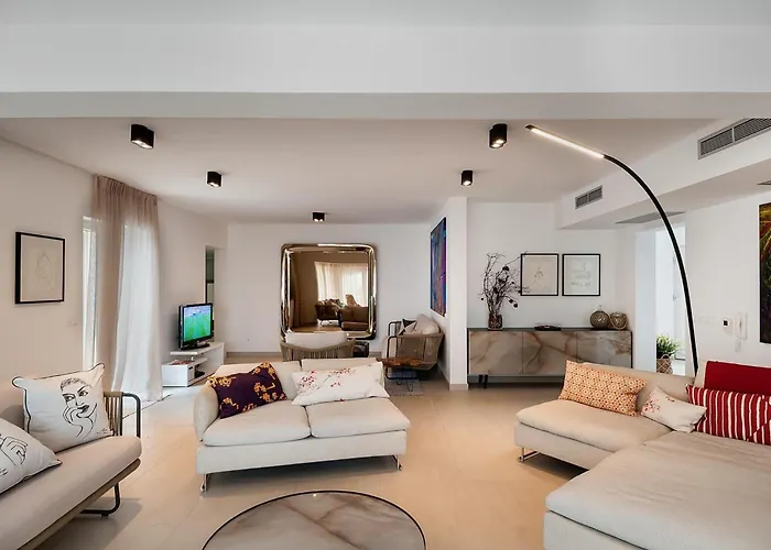 Вилла Sumartin Selca, Stunning, Luxurious Frontline 7 Bedrooms, Amazing Sv Selca (Brac)